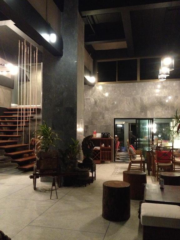 De Sea Almond Hotel Chumphon Exterior foto