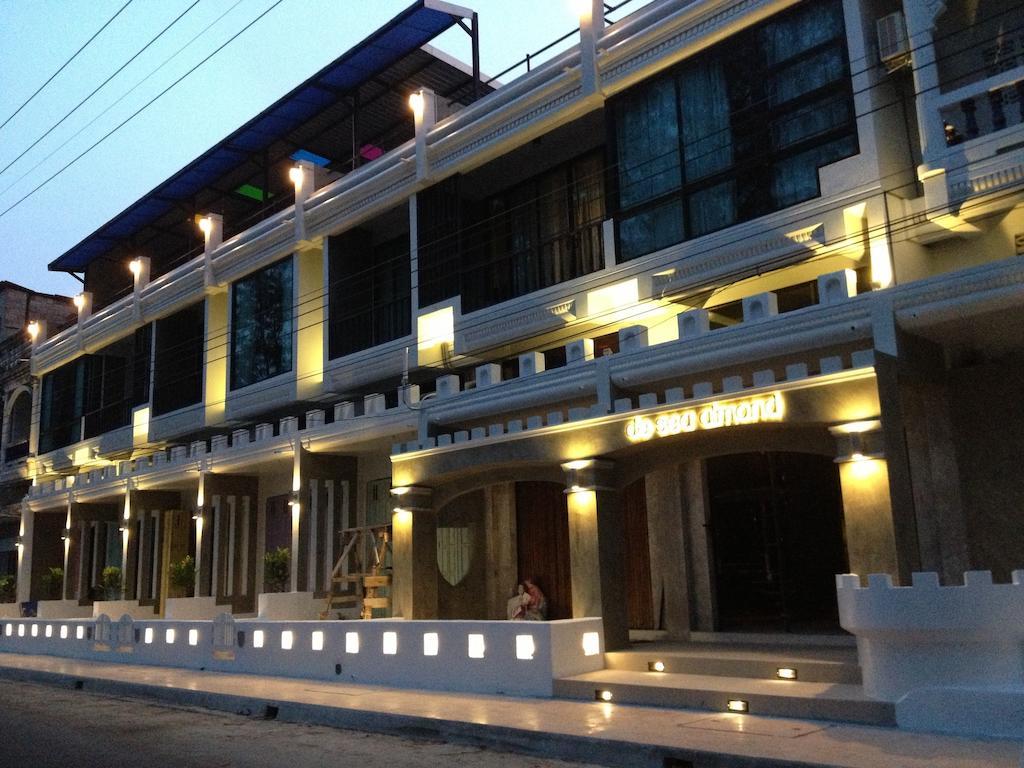 De Sea Almond Hotel Chumphon Exterior foto